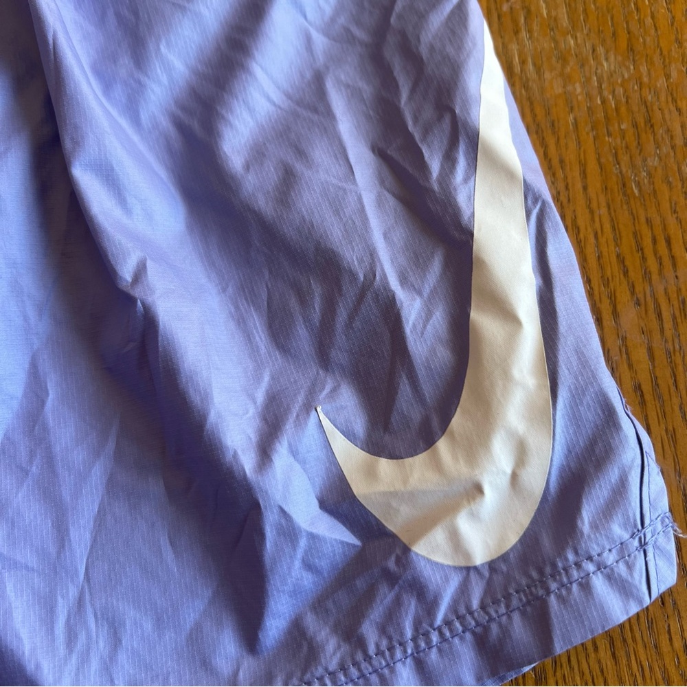 Nike Running Shorts - Picture 3 of 5